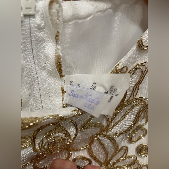 Sweet Kids Formal Dress in size 4T - Picture 3 of 3